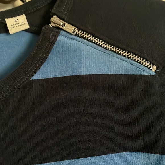Tommy Hilfiger zipper accent top - Picture 4 of 5